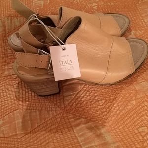 Sophia Milano sandals